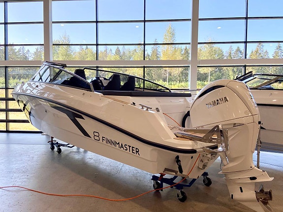 Finnmaster T8 (ny) 2024 Yamaha F300 XSB2 WHITE KAMPANJ 2 of 5