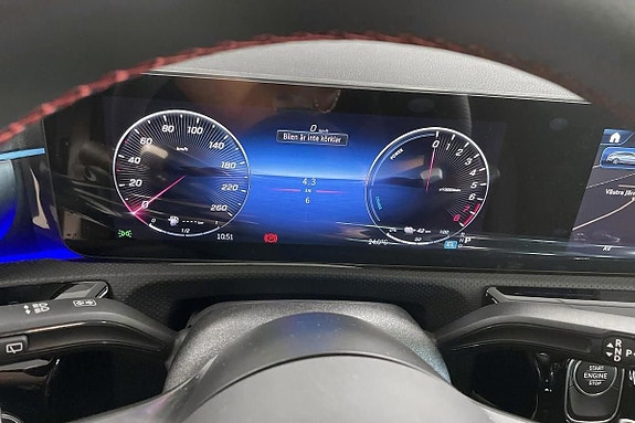Mercedes-Benz CLA250 e 7 of 15