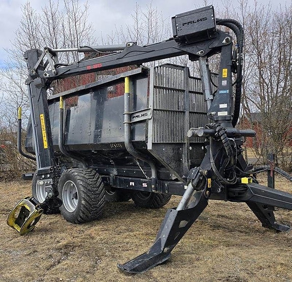 Palms 12D/5.85 skogsekipage