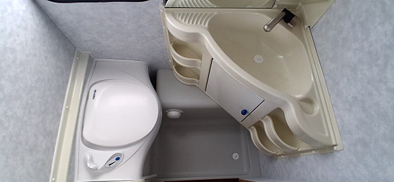 Adria Altea 502 LS Långbäddar 7 of 8