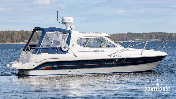 Bella 655 | MerCruiser 3.0