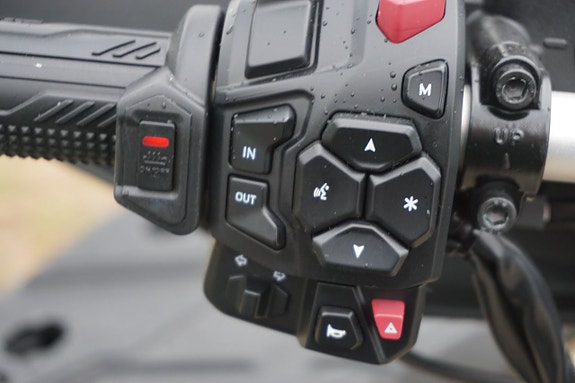 CFMOTO  CFORCE 1000  OVERLAND Traktor B 14 of 17