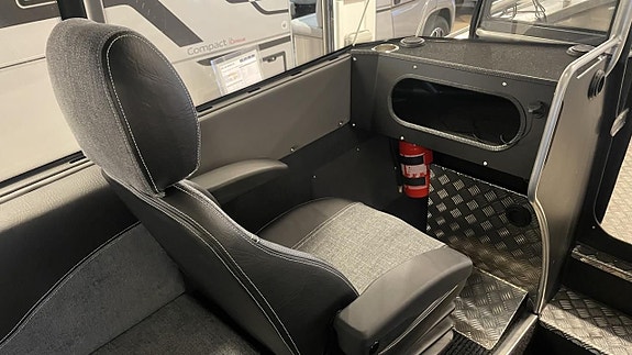 Arronet 24.5 Surprise H | Mercury F250-V8 17 of 23