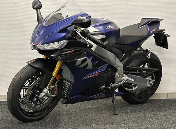 Aprilia RSV4 Factory 1100 * Unik *