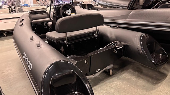 Grand 370 NL Silverline med Yamaha F25 GES 2 of 4