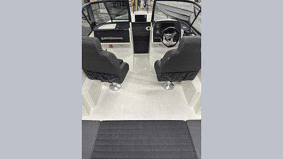 Micore 61BR R-Design med Yamaha 115 VMAX. Nyhet 5 of 5