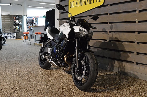Kawasaki Z650 ABS Ink värdecheck 5000 kr! 4 of 5