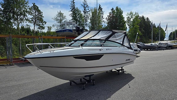 Flipper 670 DC -16 Mercury Verado 225