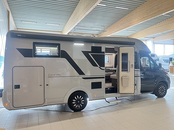 Adria MATRIX SUPREME MB 670 DL (ALDE+Mercedes+Ugn+Golvvärme) 4 of 24