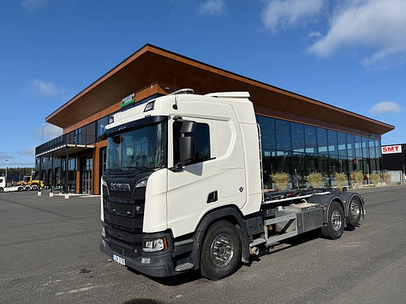Scania R520 V8 6x2 lastväxlare Hiab 21 tons 21.500 mil