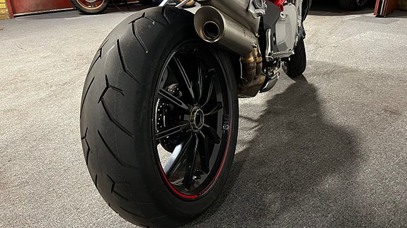 MV Agusta Brutale 1090/NYSKICK/Healtech Quickshifter 10 of 13