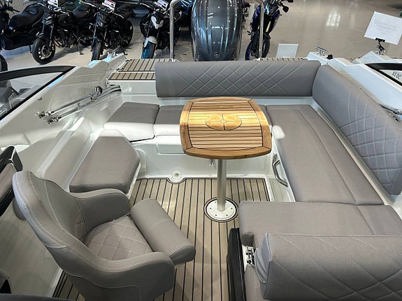 Yamarin 63 BR 2026 med Yamaha F150 XCB Premium Edition 11 of 12