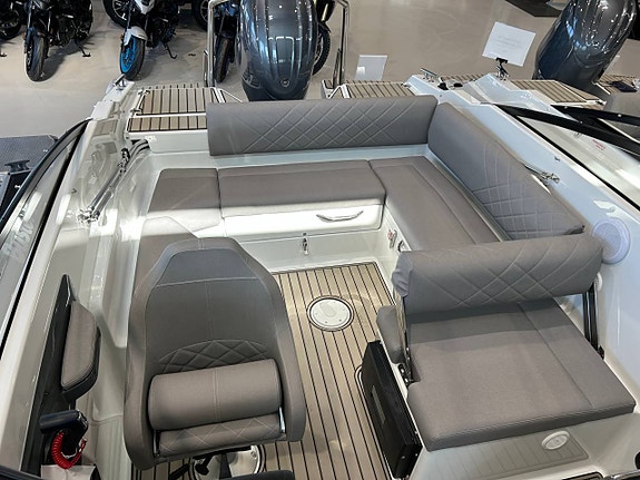 Yamarin 63 BR 2026 med Yamaha F150 XCB Premium Edition 10 of 12