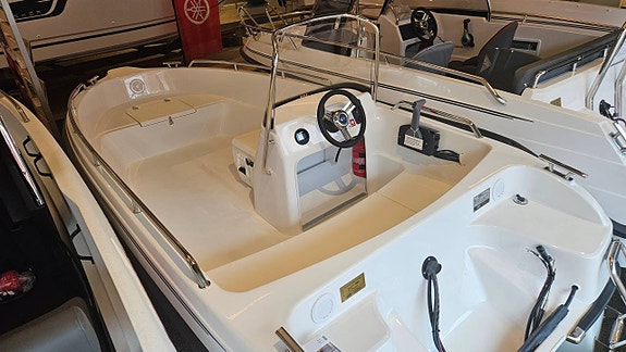 HR 460 Fishing Ny  2025 Yamaha F50 LETL (Nya designen -26!) 4 of 10