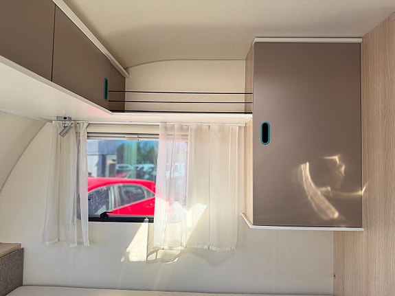 ADRIA MOBIL Aviva 492  Långbädd 5 sovplatser avdragsgill moms Höstpris 4,99% 19 of 23