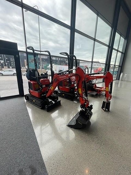 Kubota KX060 3 of 3