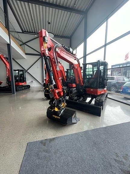 Kubota KX060