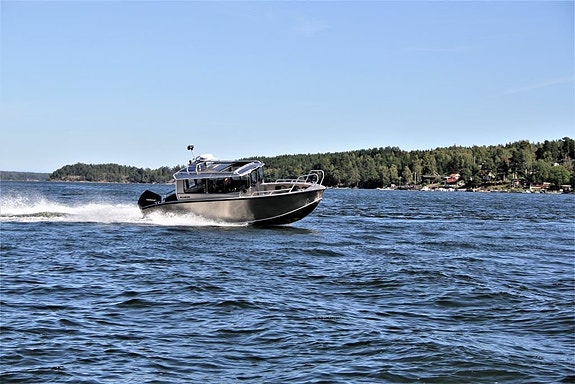Alukin C770, Mercury 250 V8 5 of 11