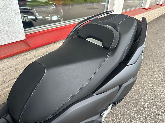 Yamaha X-Max 300 Aut *SÅLD* 7 of 12