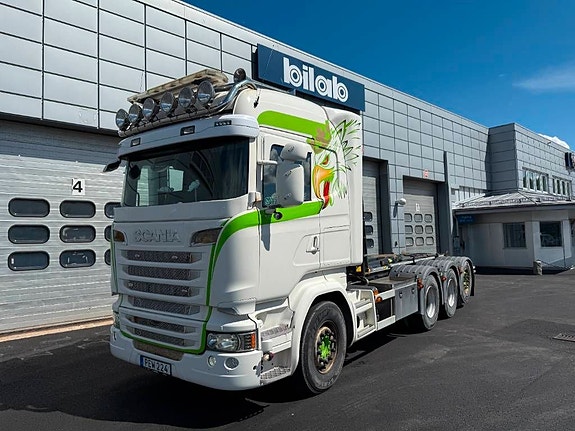 Scania R520LB8X4*4HNB