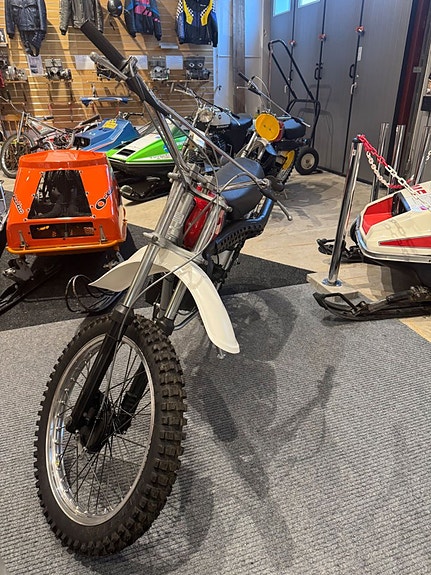 Husqvarna 250 CR  MAG 3 of 5