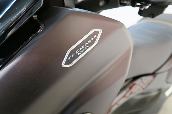 Yamaha N-Max 125 Tech Max 7 of 7