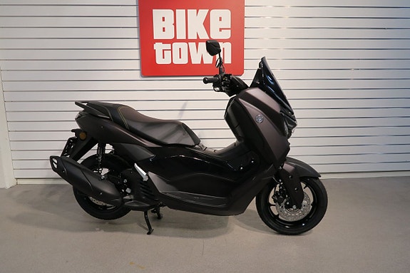 Yamaha N-Max 125 Tech Max 2 of 7