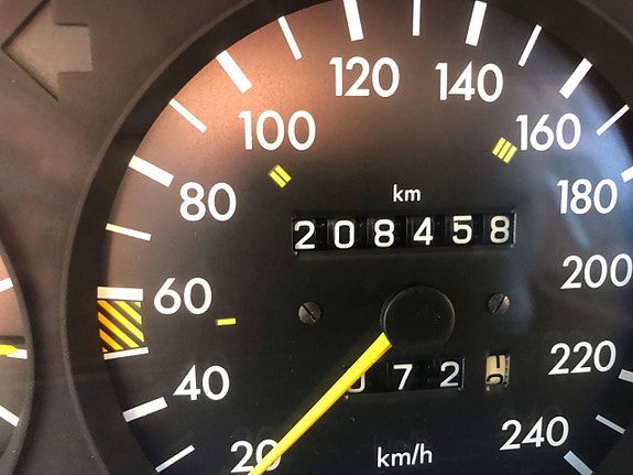 Mercedes-Benz S-Klass 10 of 11