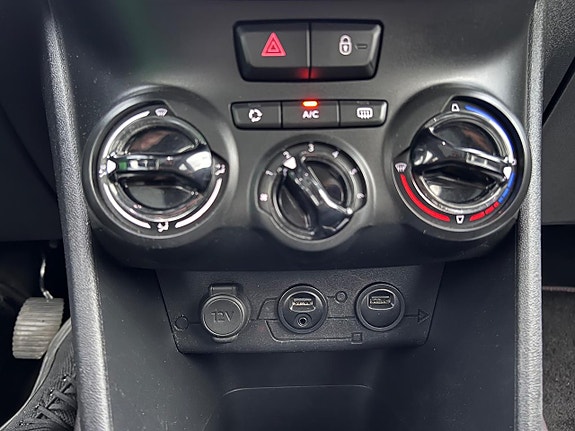 Peugeot 2008 16 of 17