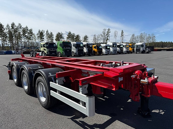 Hakarps - 24 tons Lastväxlarkärra med tipp och dubbelmontage 3 of 5