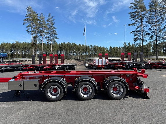 Hakarps - 24 tons Lastväxlarkärra med tipp och dubbelmontage 5 of 5
