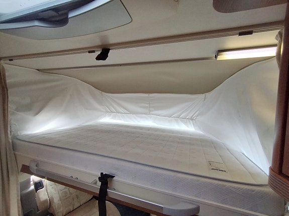 Hymer ERIBA Jet 653 Fiat 2.3 MultiJet 131hk AC TOPPSKICK! 18 of 26