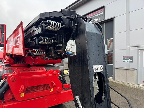 Manitou MRT 2550 10 of 26