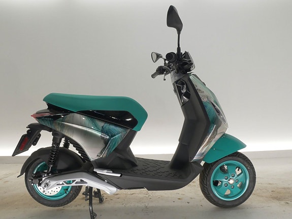 Piaggio 1 El-Moped *Superkampanj*