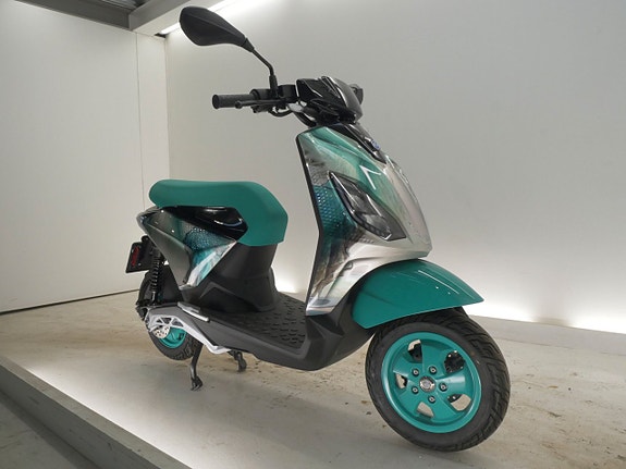 Piaggio 1 El-Moped *Superkampanj* 2 of 3