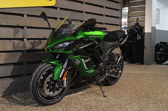 Kawasaki Ninja 1100SX SE 6 of 11