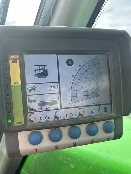 Merlo P 40.17 PLUS Merlo P40.17 PLUS 17 of 30
