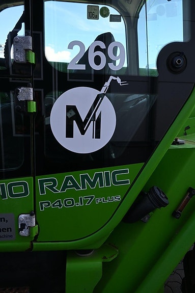 Merlo P 40.17 PLUS Merlo P40.17 PLUS 25 of 30