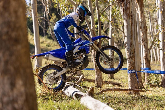 Yamaha WR250F 2 of 3
