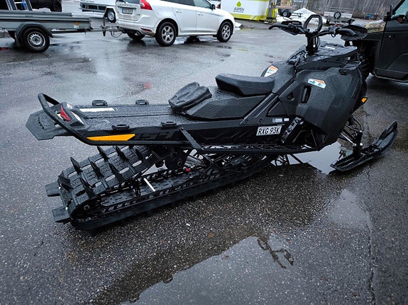 Ski-Doo Summit Expert Turbo 154" 3 of 5