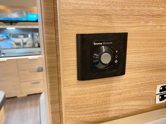 Knaus 650 PEB Sudwind 60Y (ALDE+Frontkök+Dusch) 25 of 27