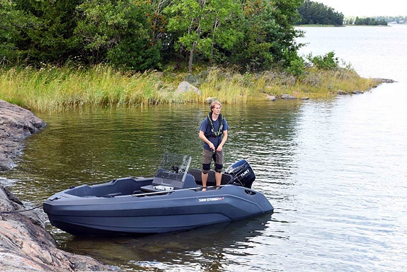 SeaStorm 17 Mercury F60 ELPT Efi  2026 5 of 12