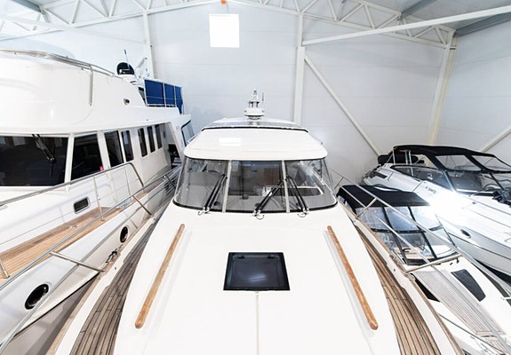Marex 375 / MerCruiser 2 x 260HK / 2018 3 of 5