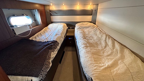 Sunseeker 74 Predator -2010 29 of 29