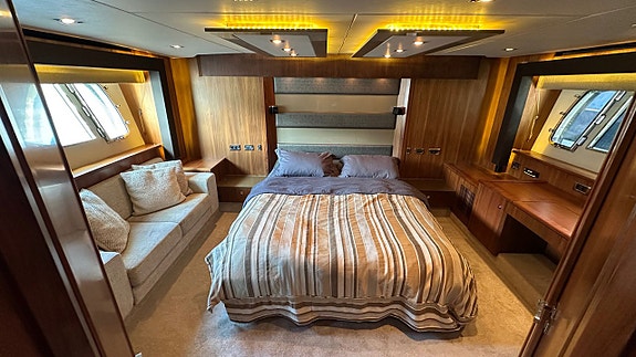 Sunseeker 74 Predator -2010 20 of 29