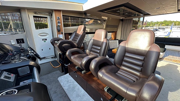 Sunseeker 74 Predator -2010 15 of 29