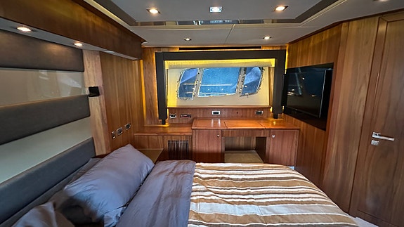 Sunseeker 74 Predator -2010 21 of 29