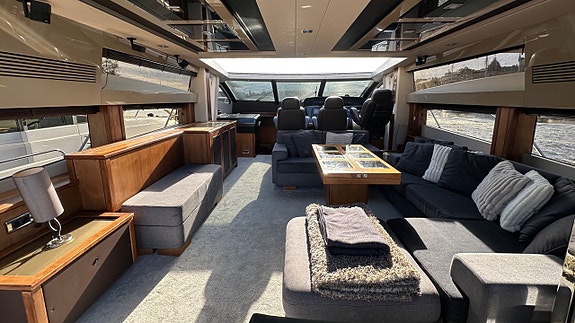 Sunseeker 74 Predator -2010 8 of 29