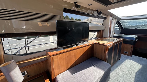 Sunseeker 74 Predator -2010 12 of 29
