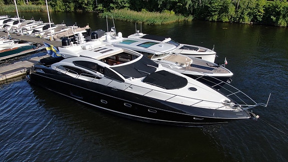 Sunseeker 74 Predator -2010 2 of 29